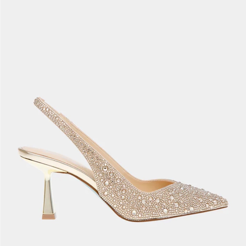 Betsey Johnson Clark Gold Slingback heels size 6.5